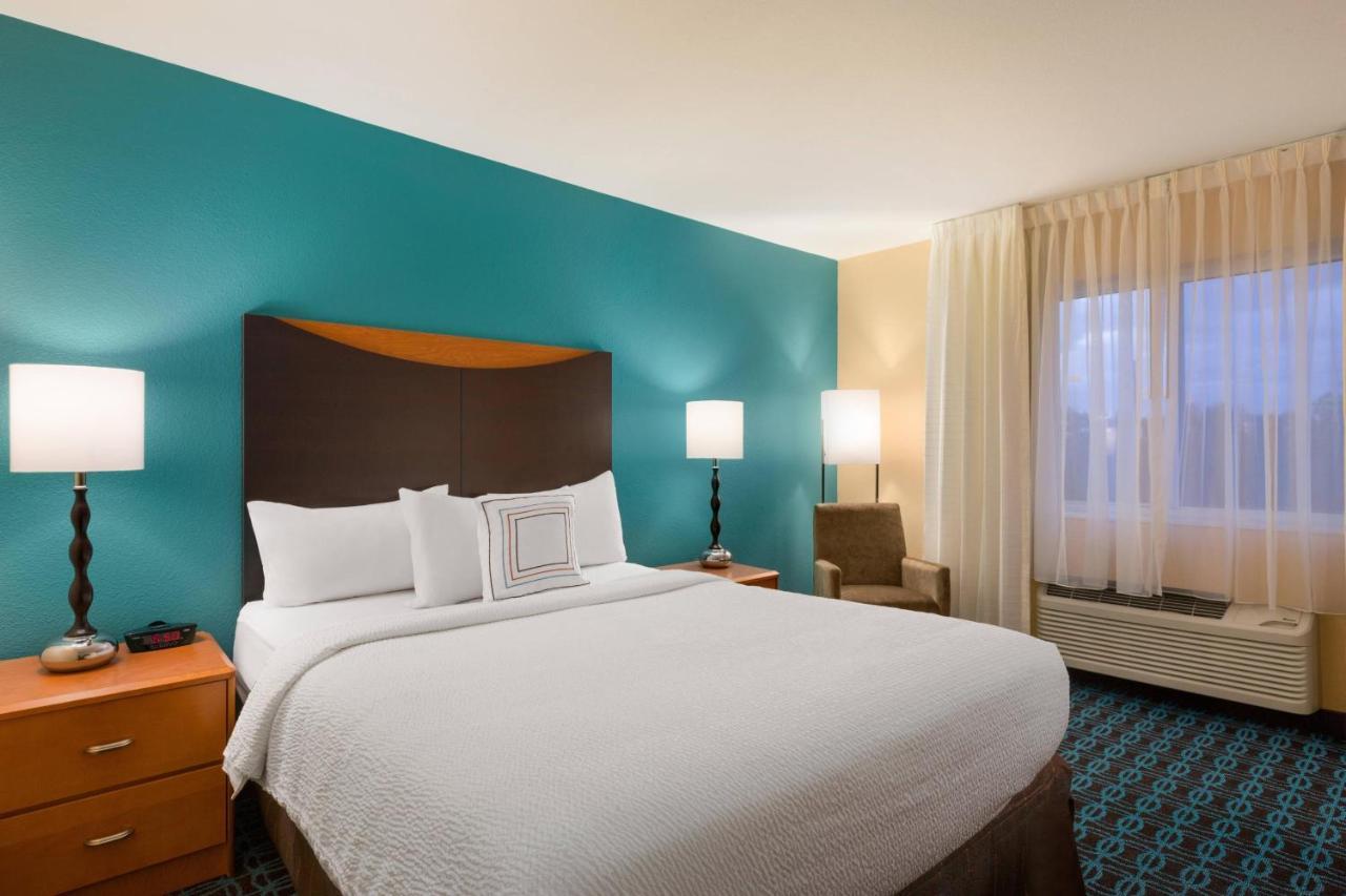 Comfort Inn & Suites Вестфілд Екстер'єр фото