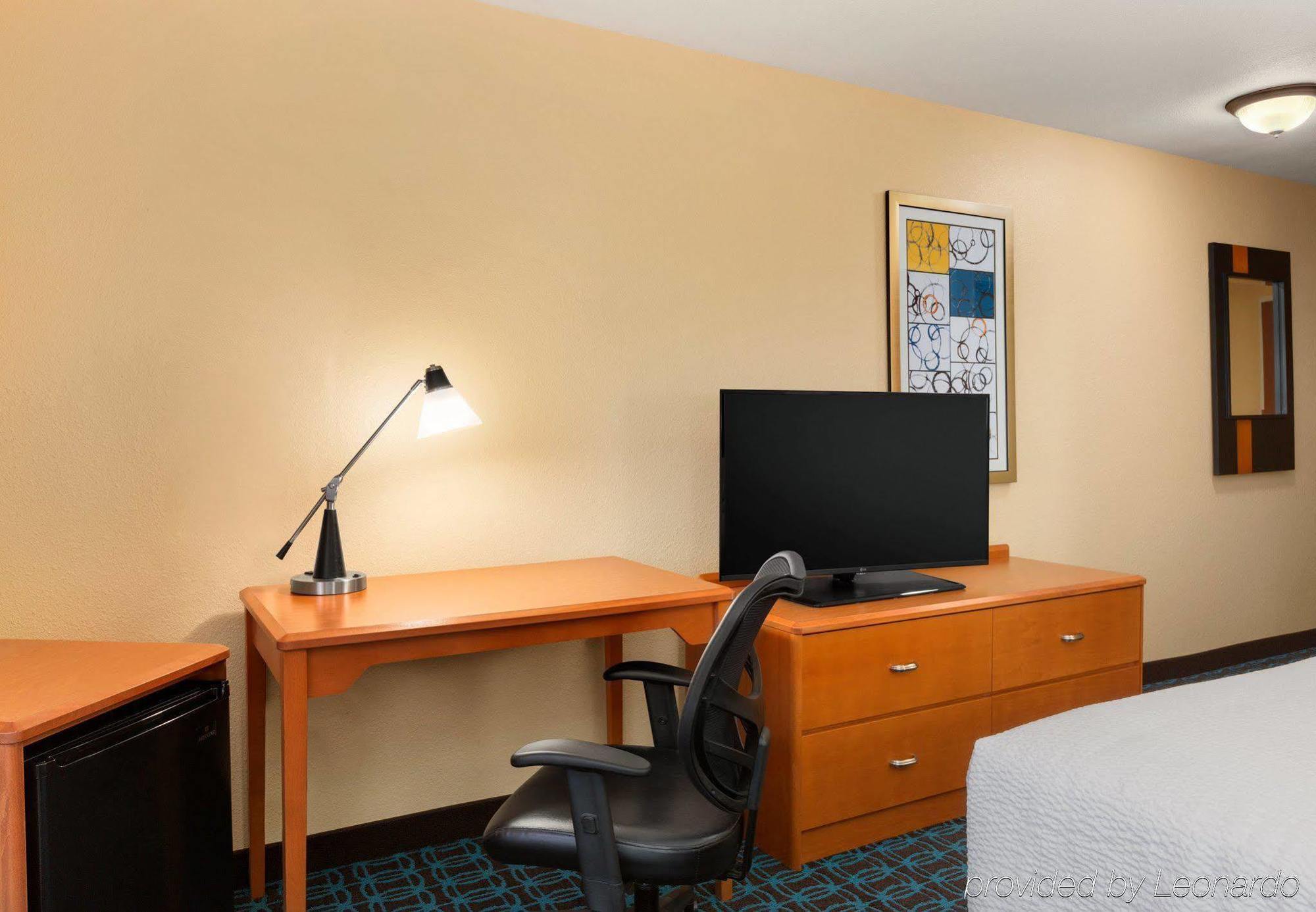 Comfort Inn & Suites Вестфілд Екстер'єр фото