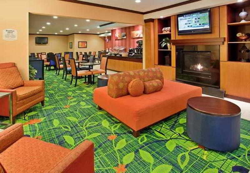 Comfort Inn & Suites Вестфілд Екстер'єр фото