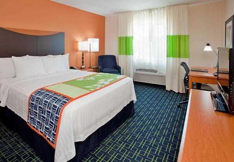 Comfort Inn & Suites Вестфілд Екстер'єр фото